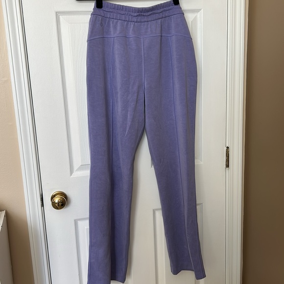 NWOT Lululemon Softstreme Pants - Dark Lavender - Picture 5 of 5